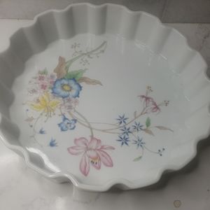 Vintage 1984 Shafford "meadow flowers" casserole